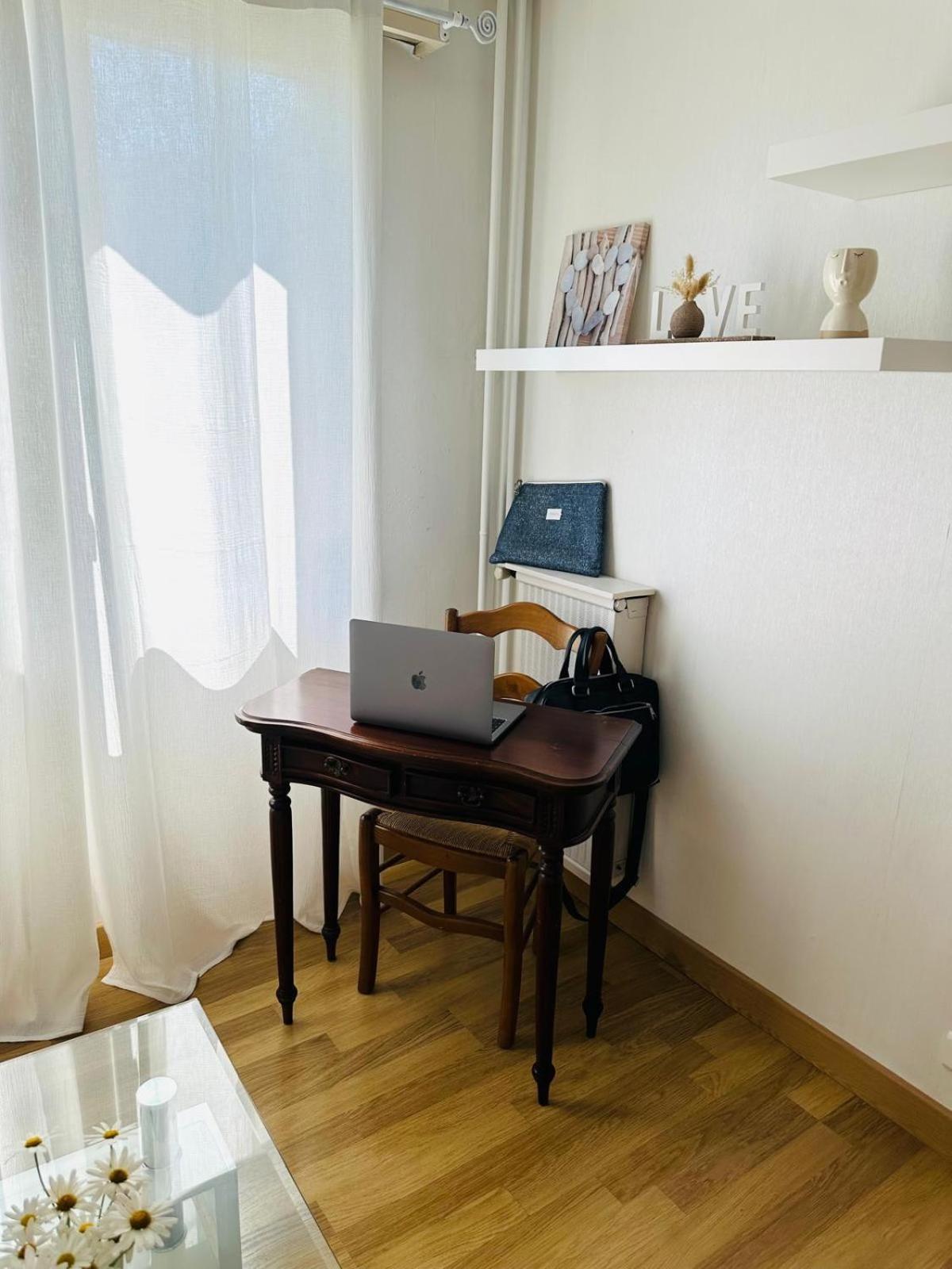 Spacieux 2 Chambres 65M2 Climatise Au Village Medieval Entre Nice Et Antibes Villeneuve-Loubet Buitenkant foto
