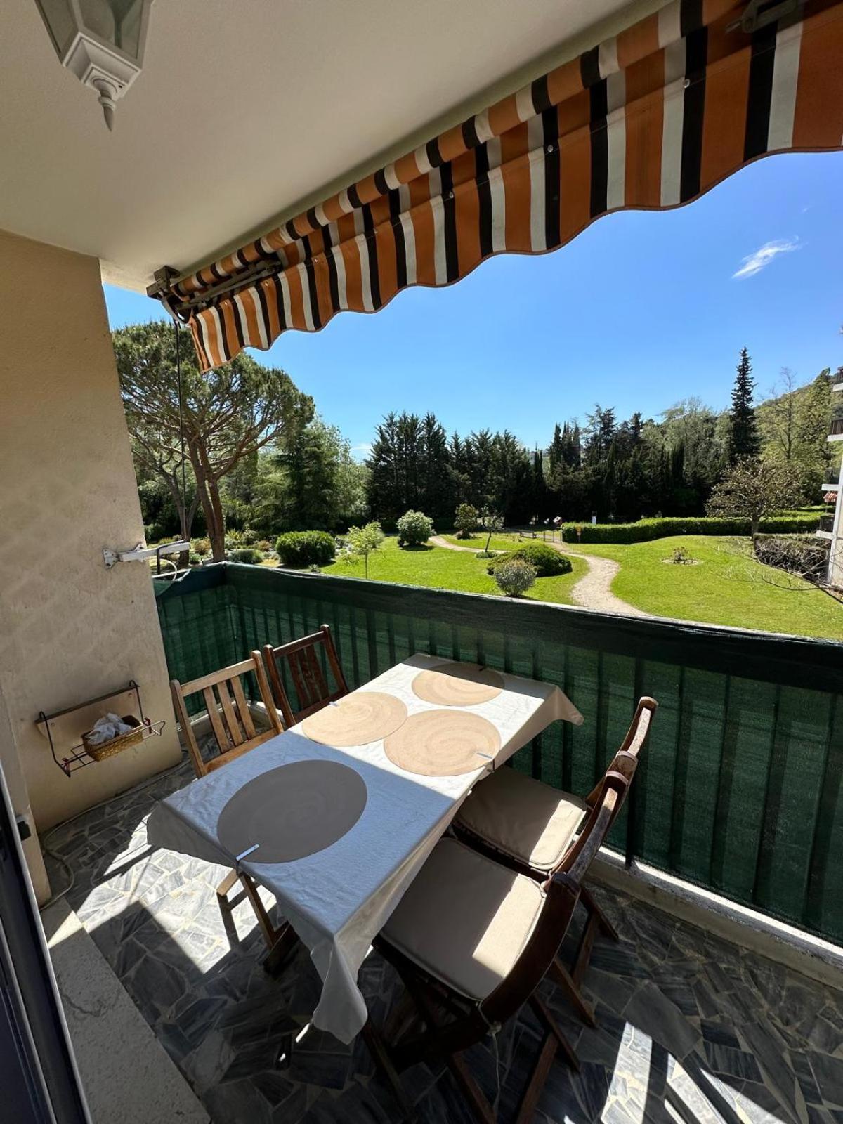 Spacieux 2 Chambres 65M2 Climatise Au Village Medieval Entre Nice Et Antibes Villeneuve-Loubet Buitenkant foto